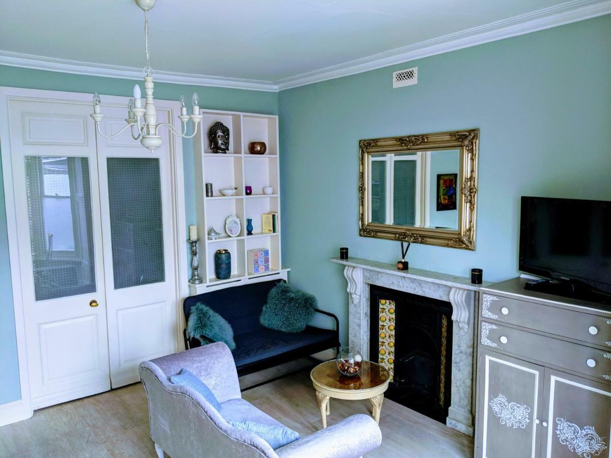 Beautiful One Bedroom Ground Floor Apartment With Parking Exeter Extérieur photo